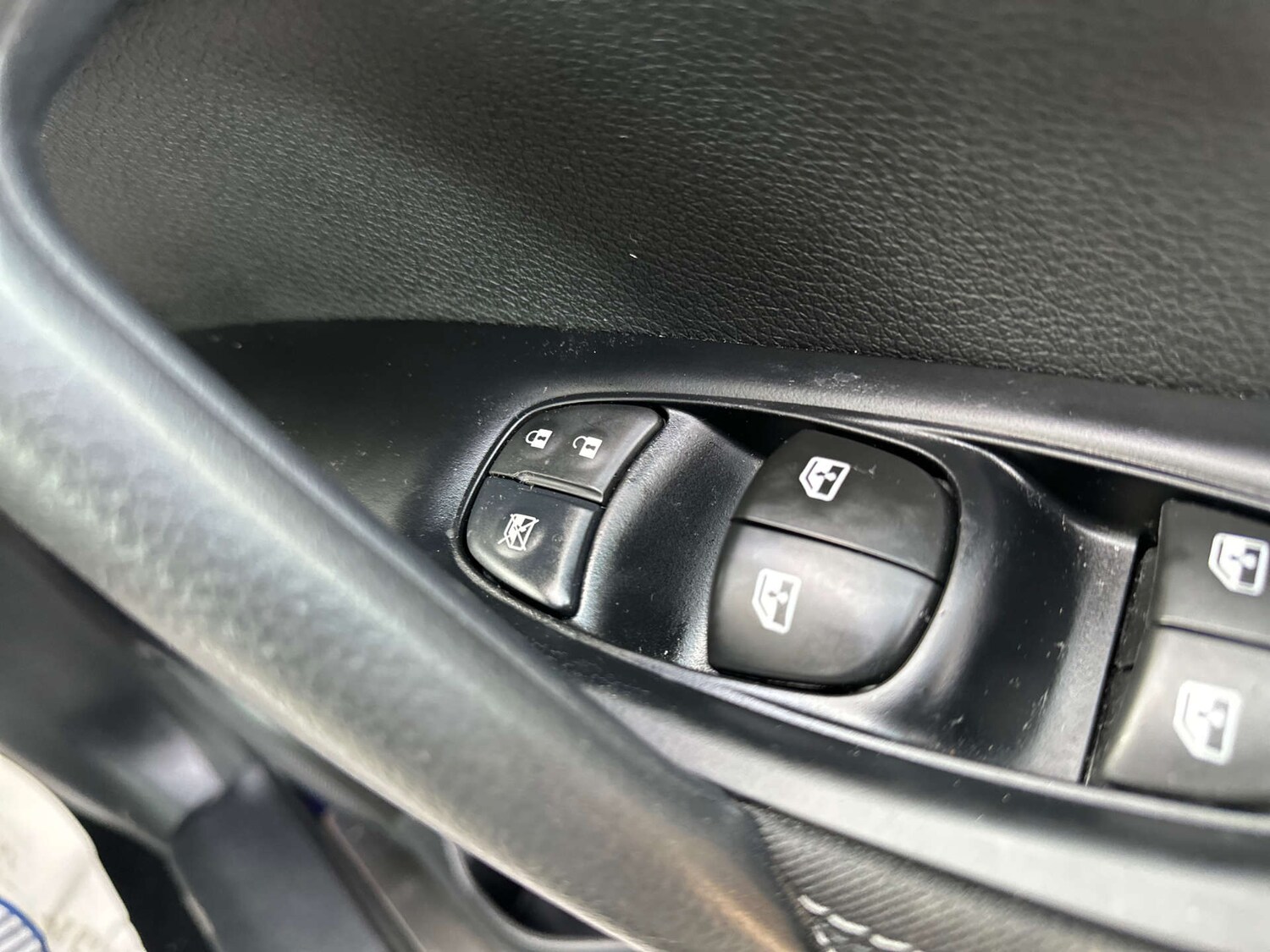 Used Nissan Qashqai 2017 for sale - 77378359: Photo 39