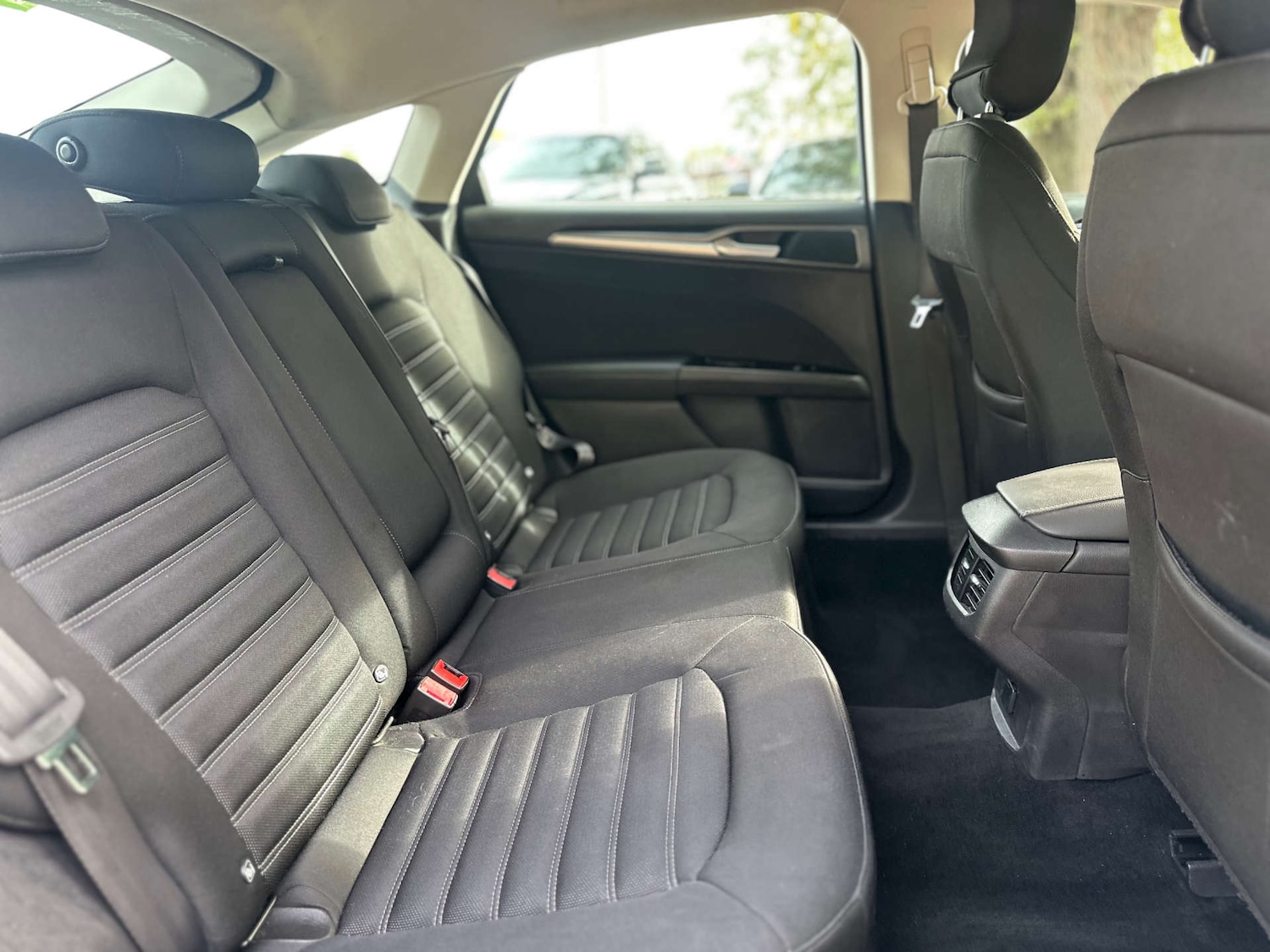 Used Ford Mondeo 2015 for sale - 76412629: Photo 14