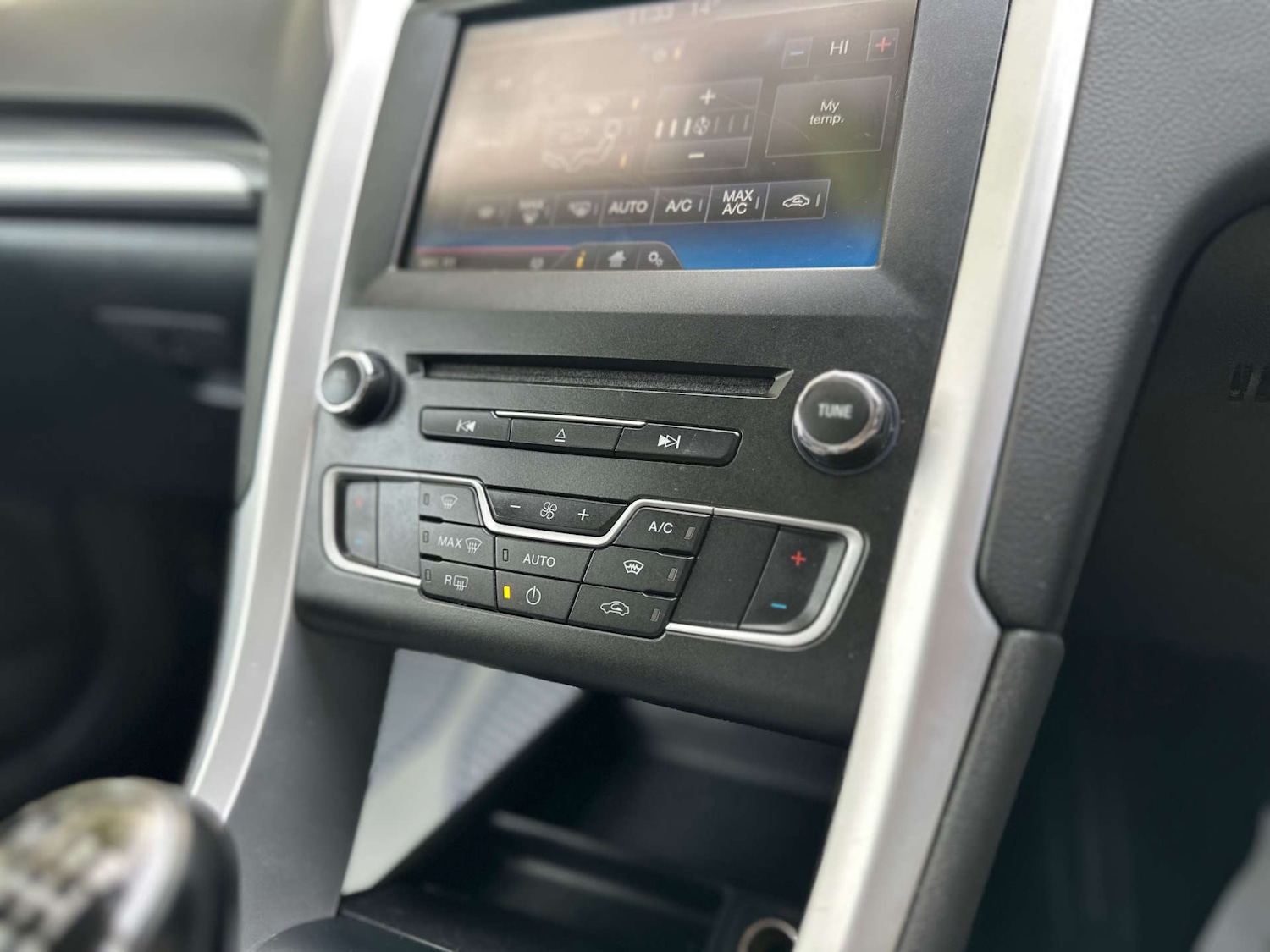 Used Ford Mondeo 2015 for sale - 76412629: Photo 18