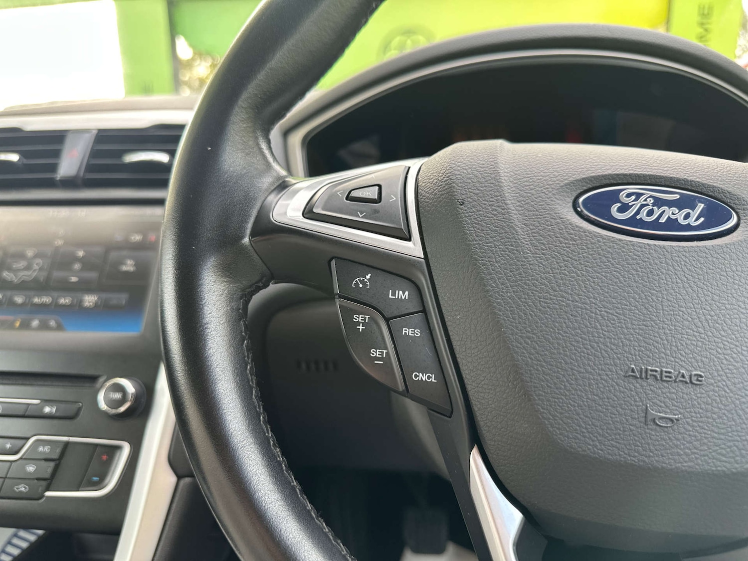 Used Ford Mondeo 2015 for sale - 76412629: Photo 22