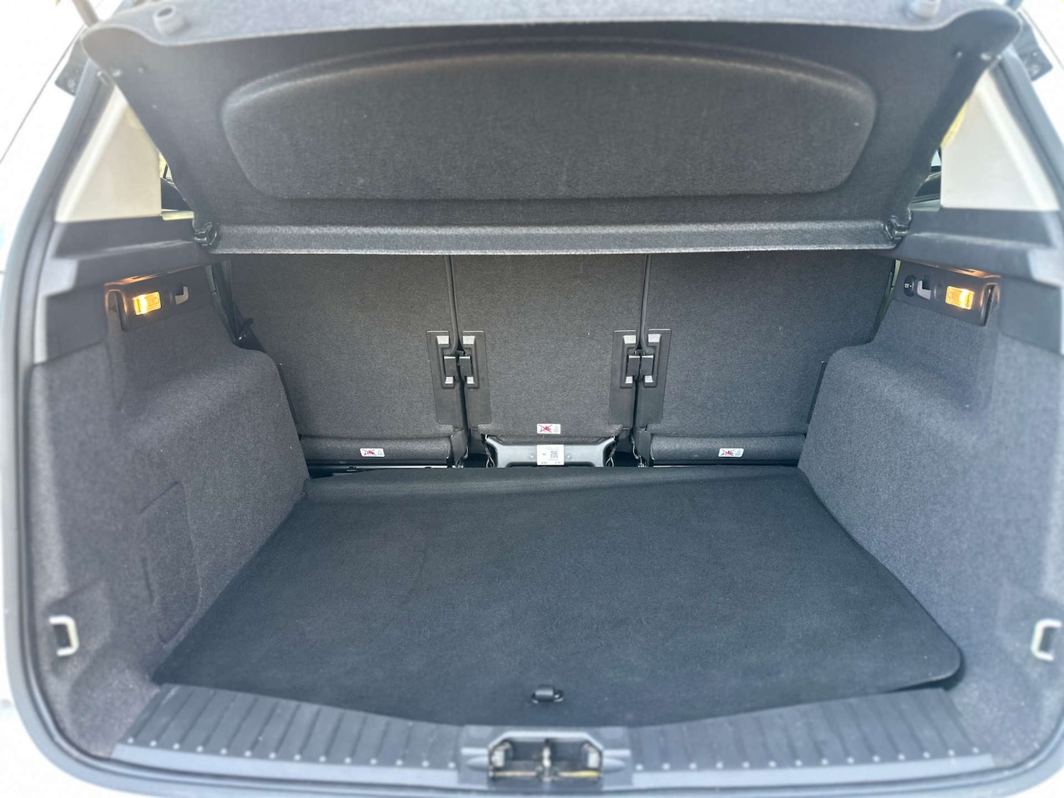 Used Ford C-Max 2015 for sale - 77093745: Photo 16