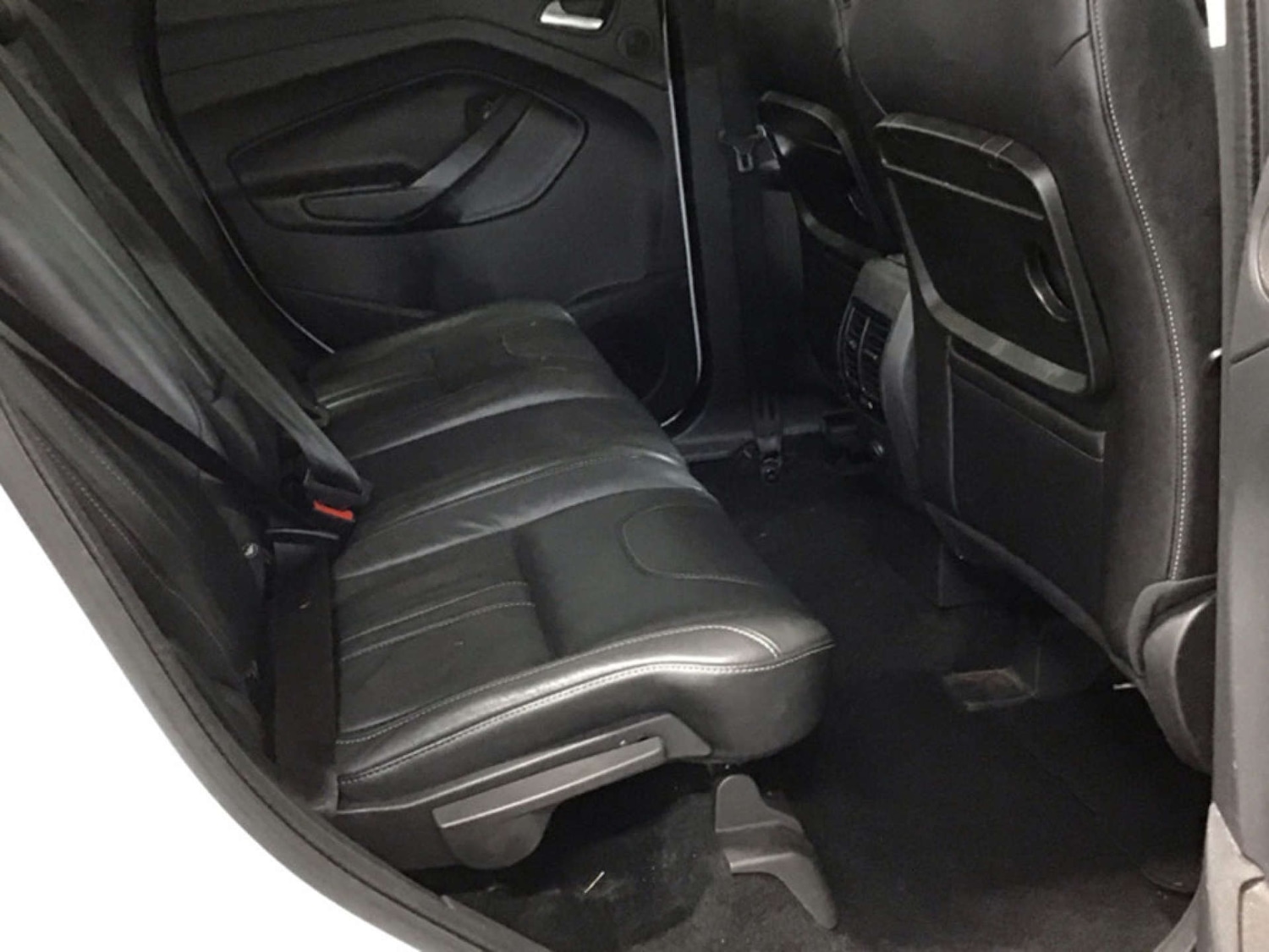 Used Ford Kuga 2014 for sale - 77336933: Photo 4