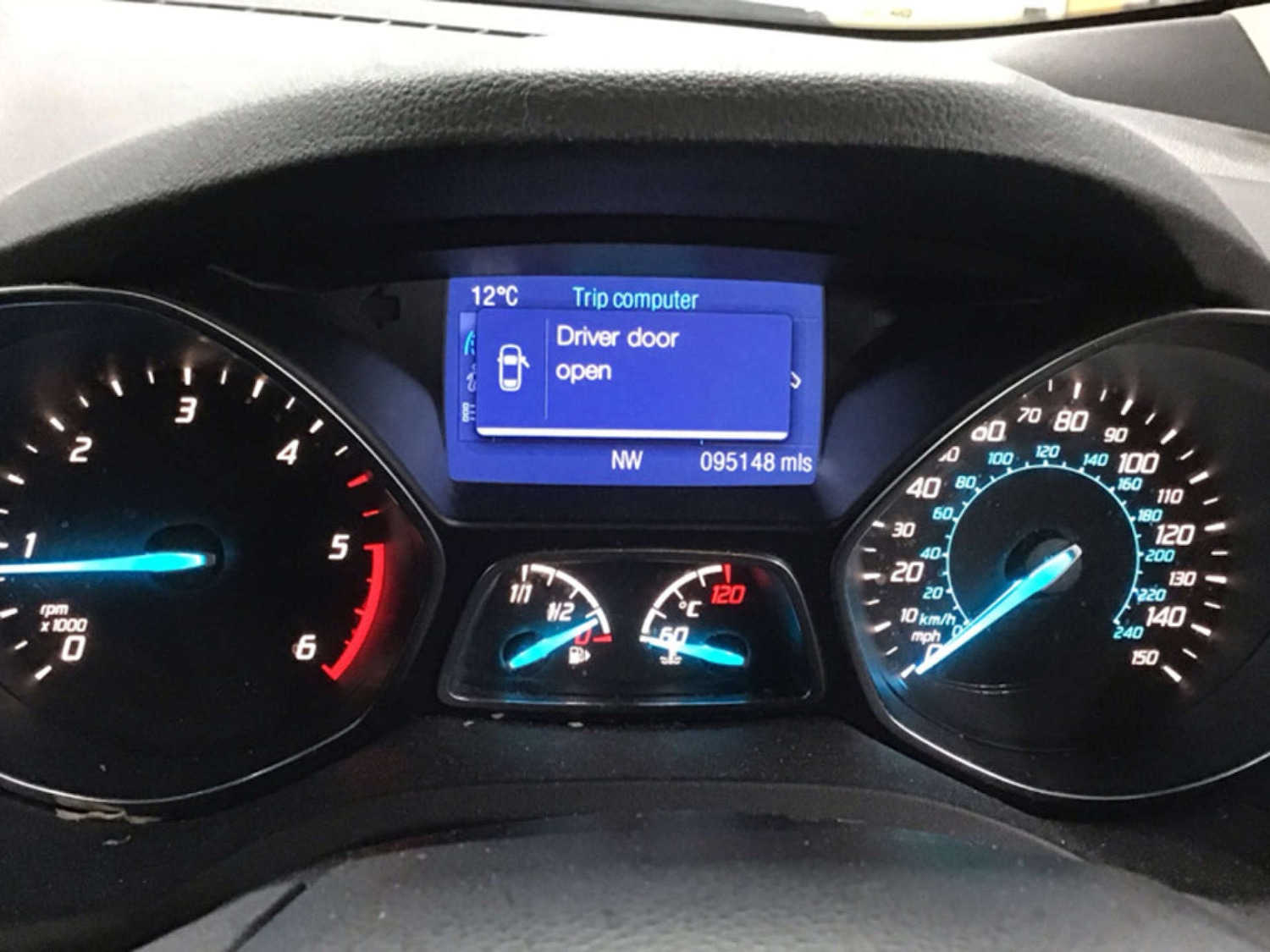 Used Ford Kuga 2014 for sale - 77336933: Photo 8