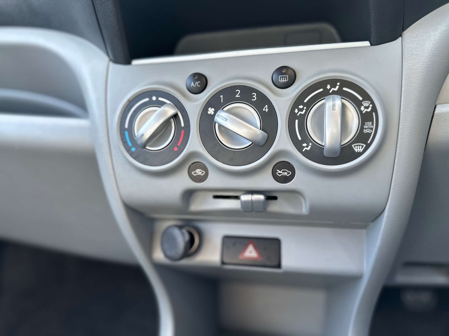 Used Suzuki Alto 2010 for sale - 77720561: Photo 15