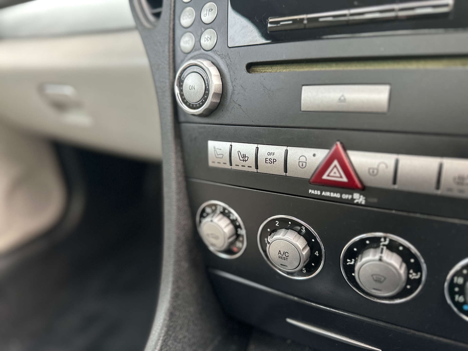 Used Mercedes-Benz SLK 2007 for sale - 76462026: Photo 3