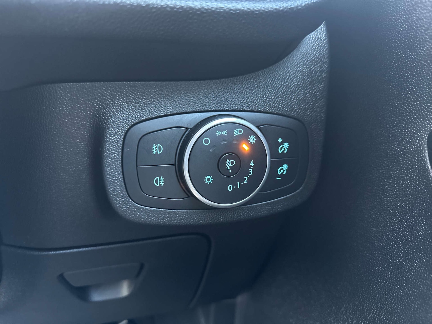 Used Ford Fiesta 2019 for sale - 77276666: Photo 60