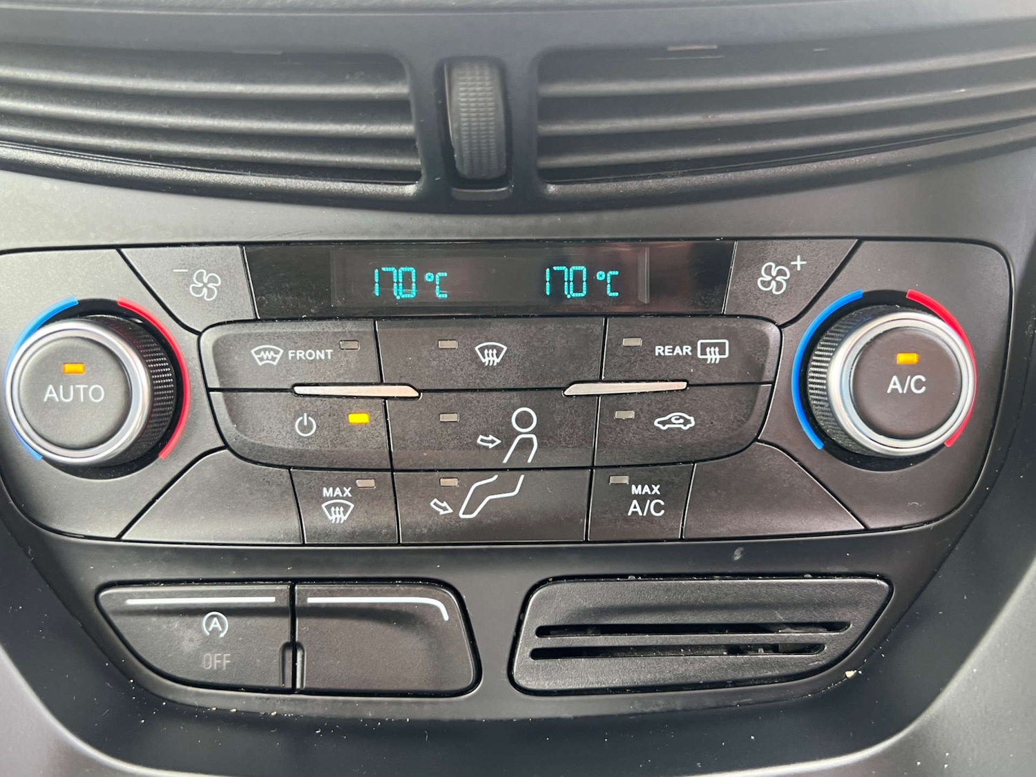 Used Ford Kuga 2019 for sale - 76444745: Photo 25