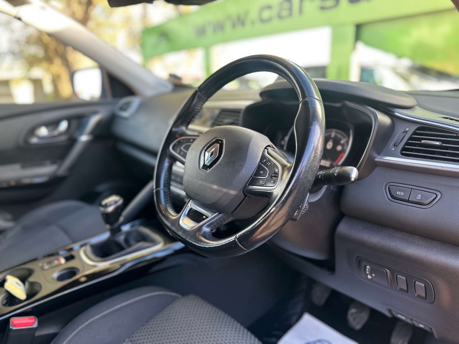 Used Renault Kadjar 2017 for sale - 76718835: Photo 2