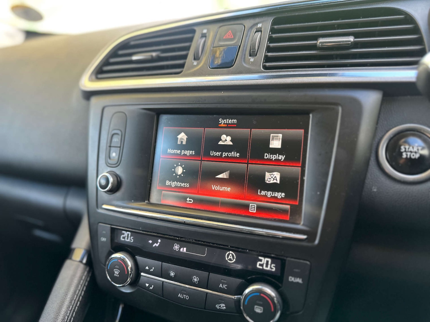 Used Renault Kadjar 2017 for sale - 76718835: Photo 24