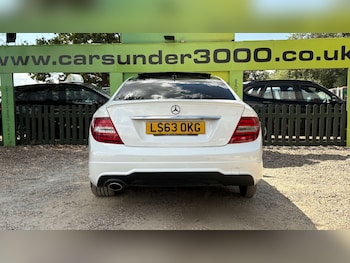 Used Mercedes-Benz C Class 2014 for sale - 79481536: Photo