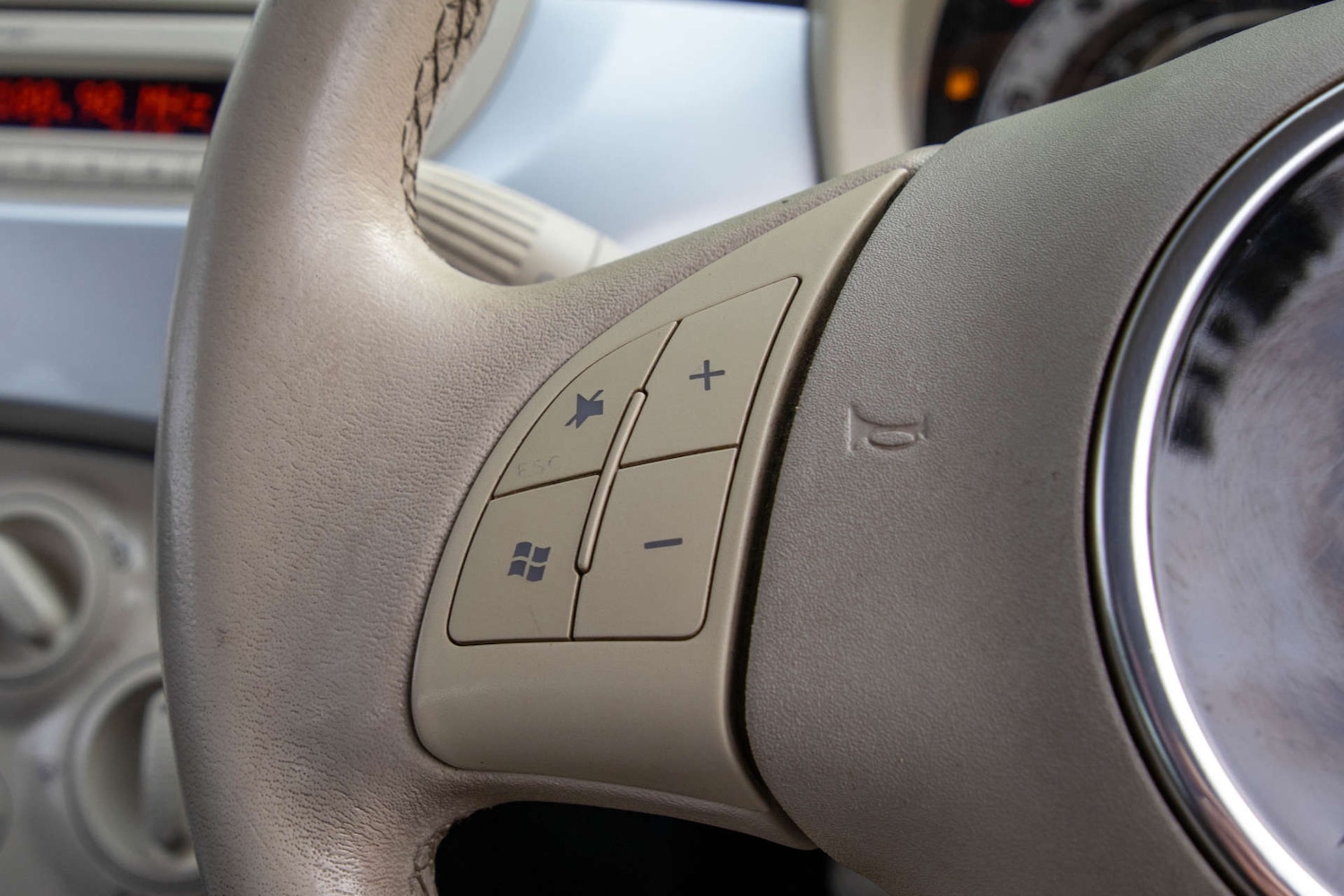 Used Fiat 500 2010 for sale - 78011123: Photo 14