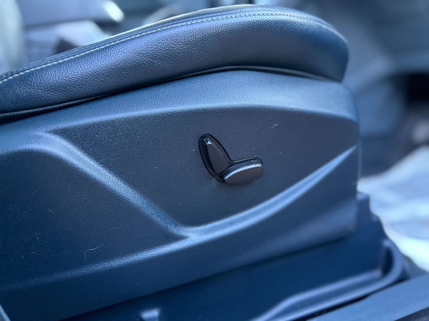 Used Ford C-Max 2014 for sale - 76757920: Photo 35