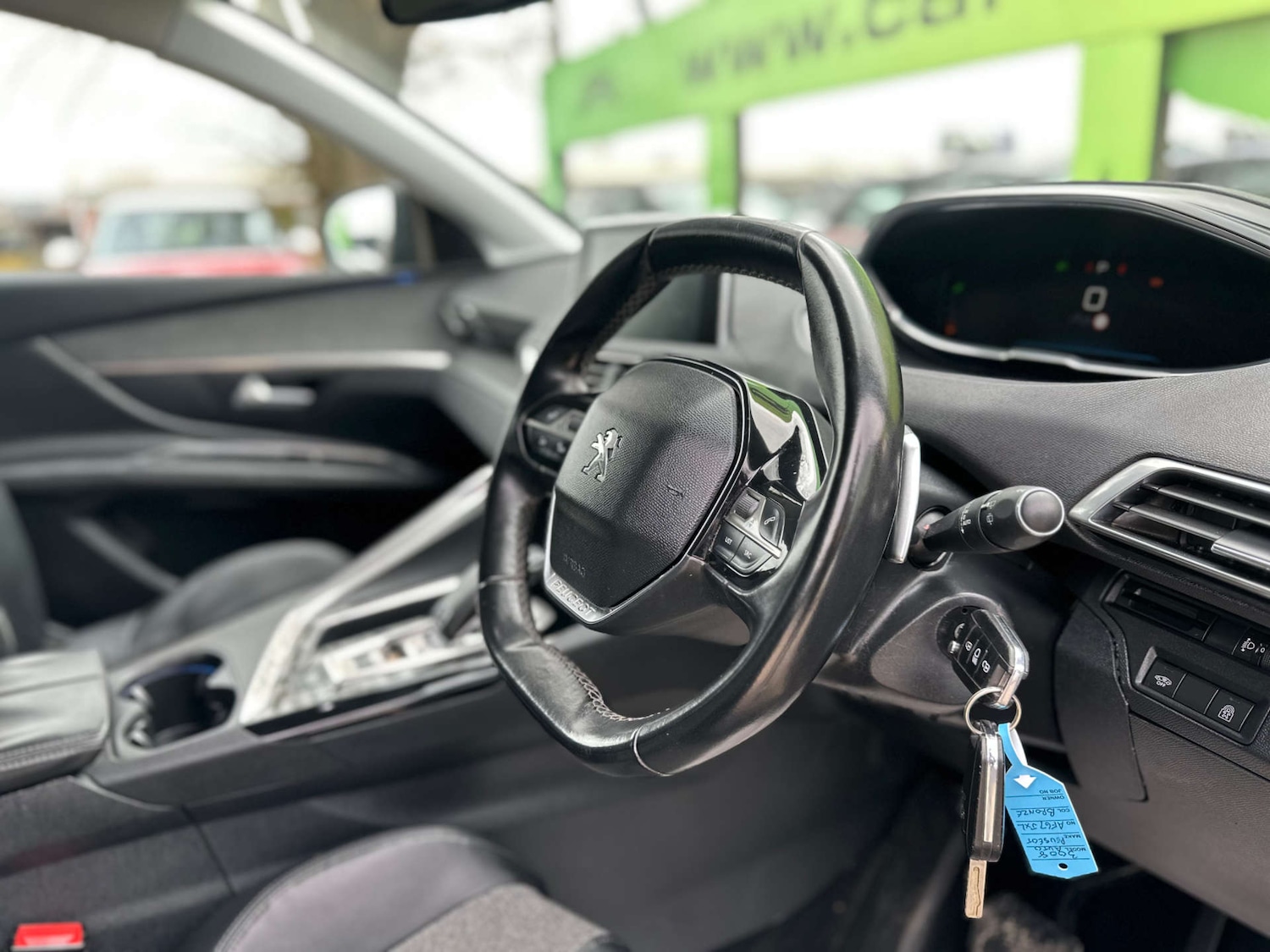 Used Peugeot 3008 2017 for sale - 77822583: Photo 2