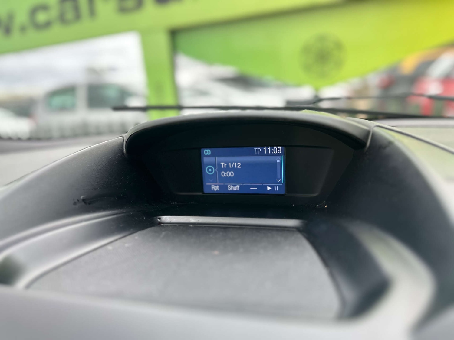 Used Ford Kuga 2015 for sale - 77523282: Photo 2