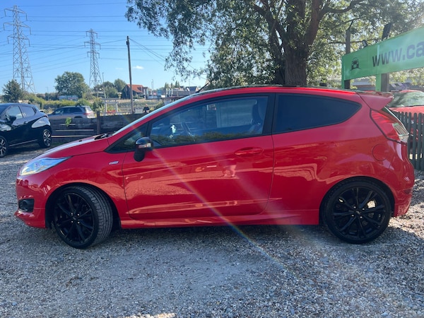 Used Ford Fiesta 2017 for sale - 76316519: Photo 6