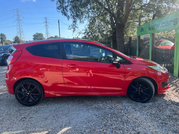 Used Ford Fiesta 2017 for sale - 76316519: Photo 7