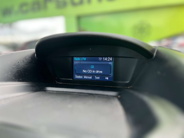 Used Ford Kuga 2016 for sale - 76263543: Photo 27