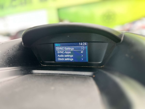 Used Ford Kuga 2016 for sale - 76263543: Photo 32