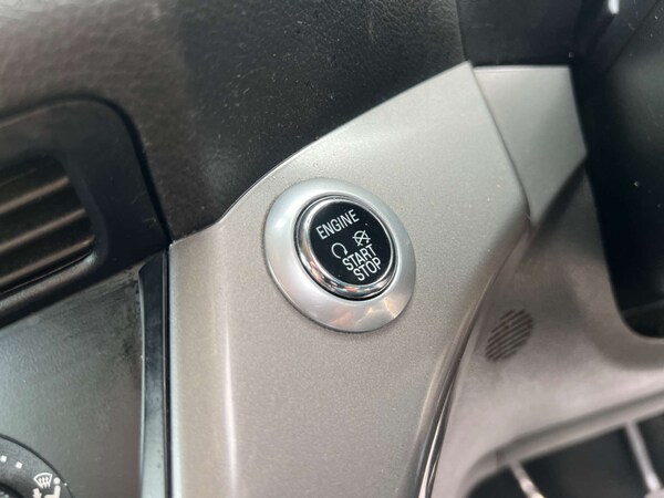 Used Ford Kuga 2016 for sale - 76263543: Photo 48