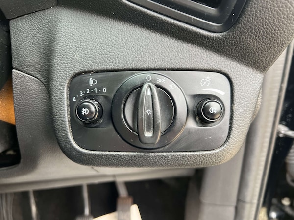 Used Ford Kuga 2016 for sale - 76263543: Photo 50