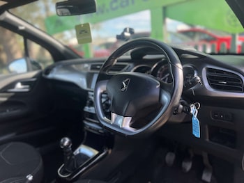 Used DS Automobiles DS 3 2018 for sale - 77523162: Photo