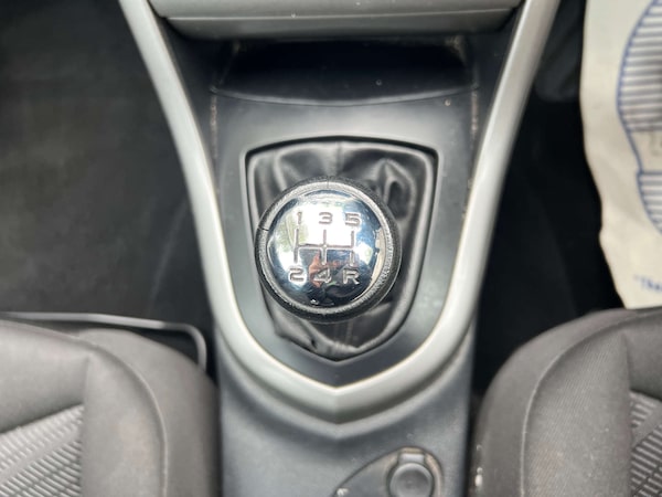 Used Peugeot 308 2012 for sale - 76193403: Photo 18