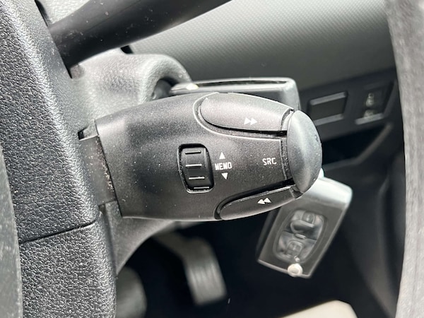 Used Peugeot 308 2012 for sale - 76193403: Photo 21