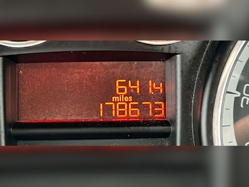 Used Peugeot 308 2012 for sale - 76193403: Photo 3