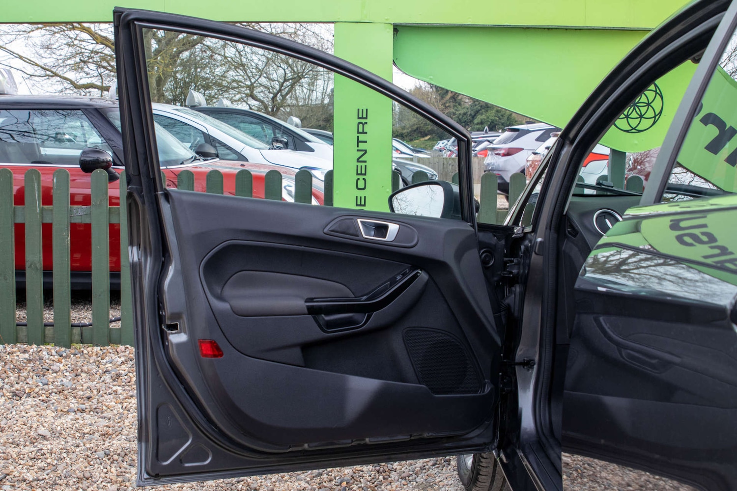 Used Ford Fiesta 2017 for sale - 78011125: Photo 32