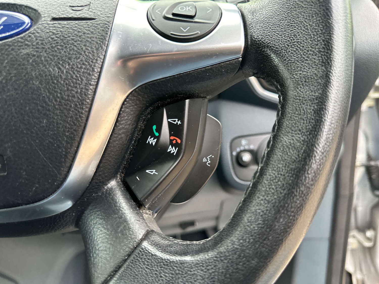 Used Ford C-Max 2012 for sale - 77127314: Photo 32