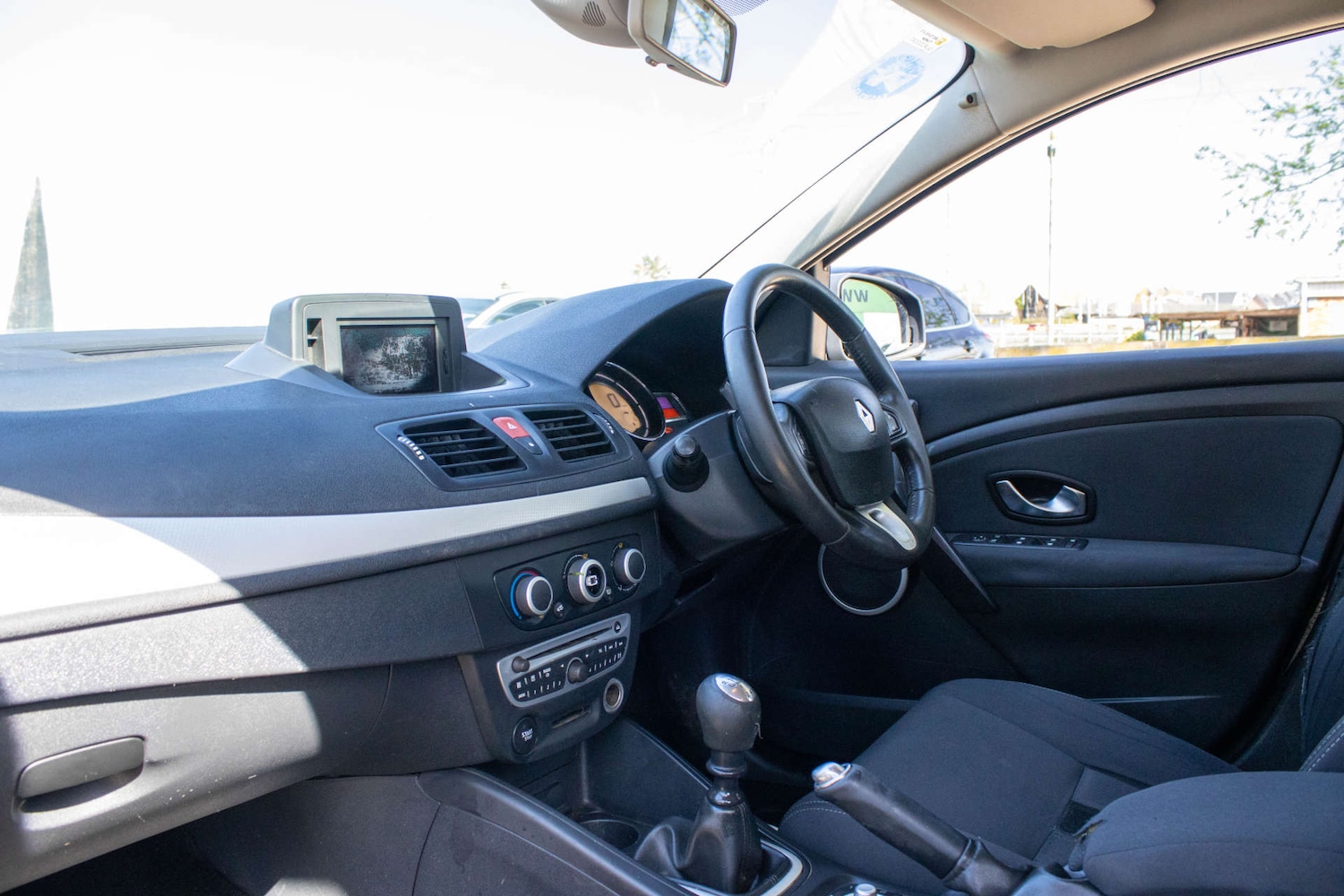 Used Renault Megane 2010 for sale - 78210402: Photo 12