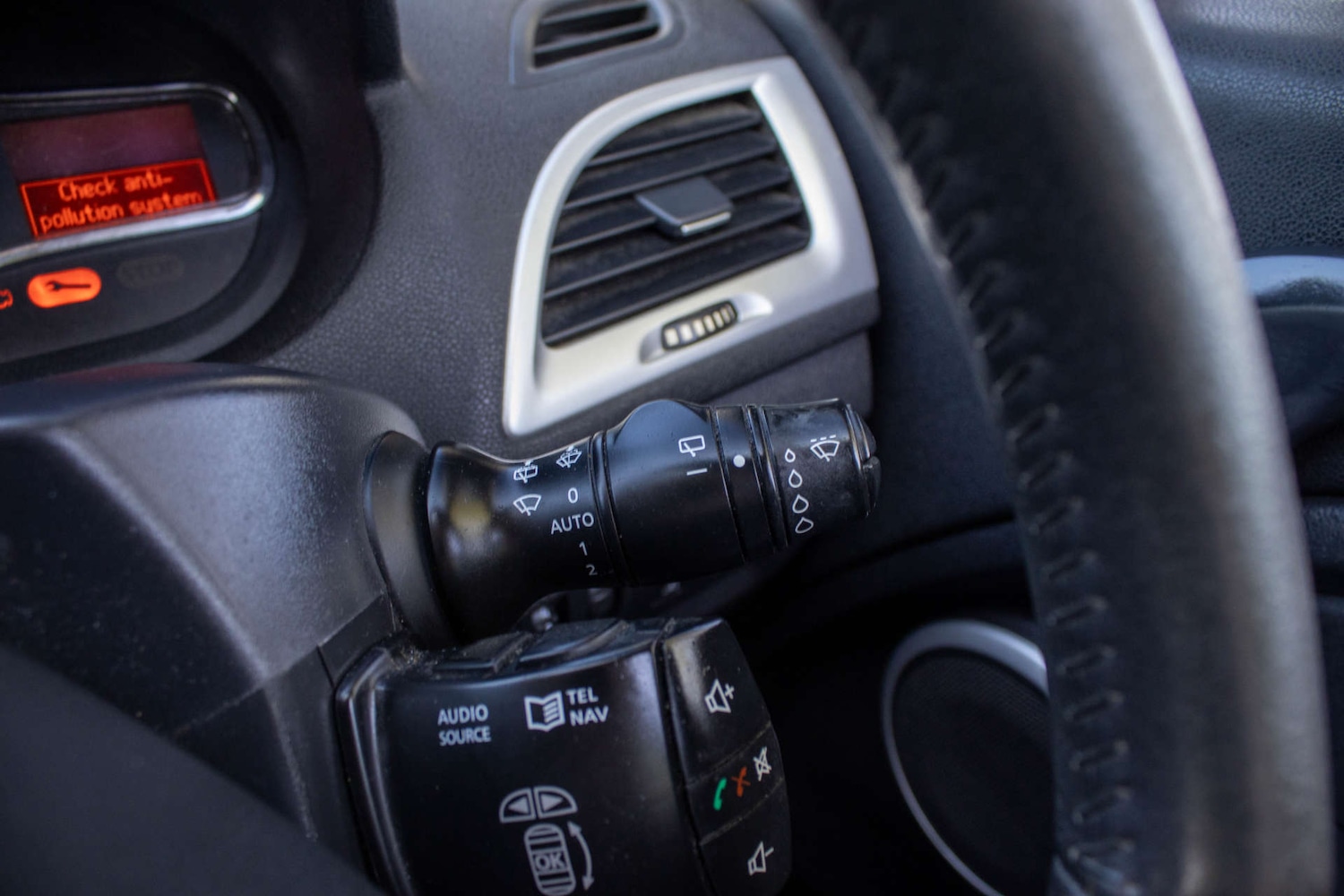 Used Renault Megane 2010 for sale - 78210402: Photo 18