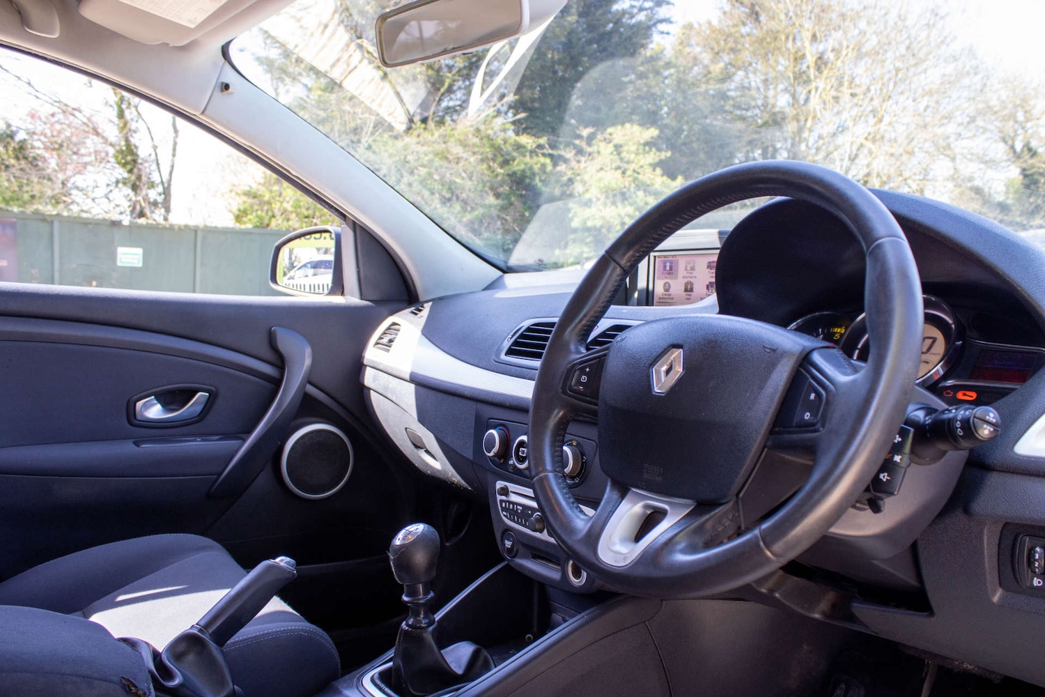 Used Renault Megane 2010 for sale - 78210402: Photo 5