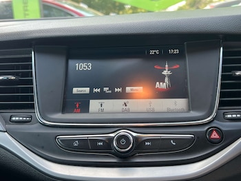 Used Vauxhall Astra 2018 for sale - 75701460: Photo