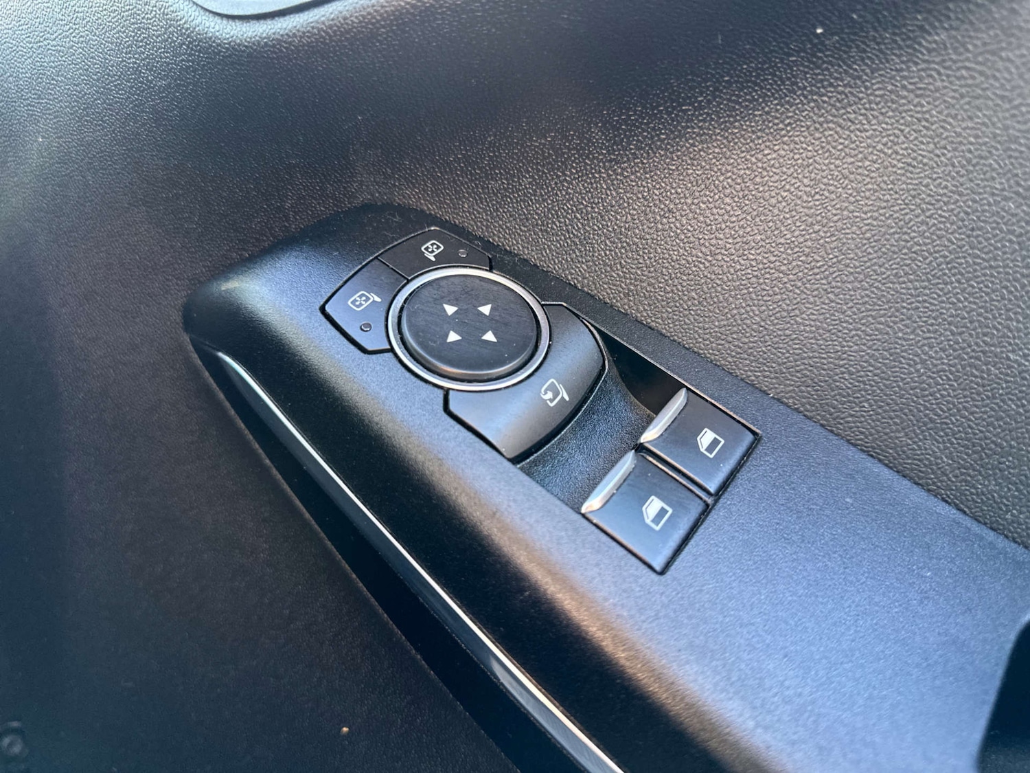 Used Ford Fiesta 2018 for sale - 77975387: Photo 31