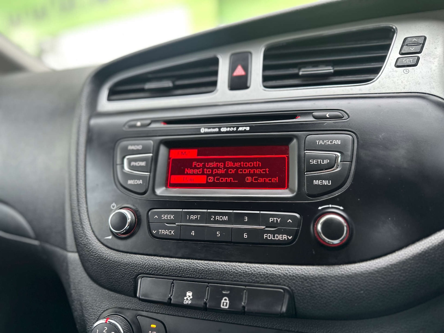 Used Kia Ceed 2013 for sale - 76757120: Photo 15