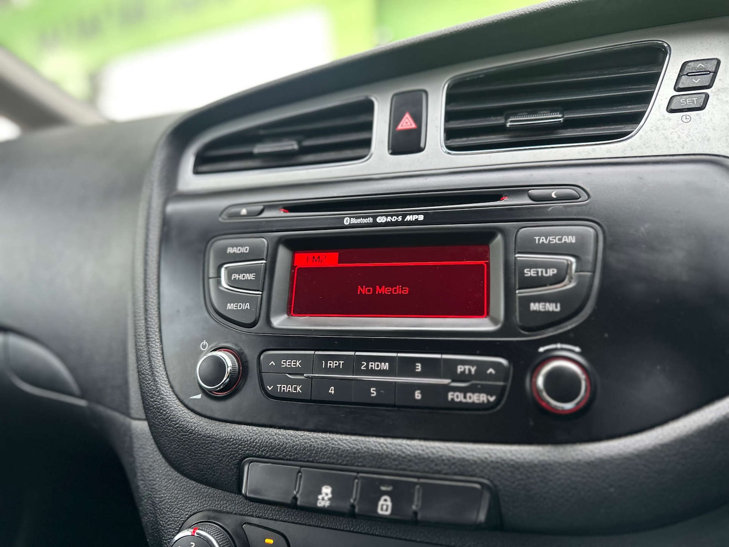 Used Kia Ceed 2013 for sale - 76757120: Photo 16