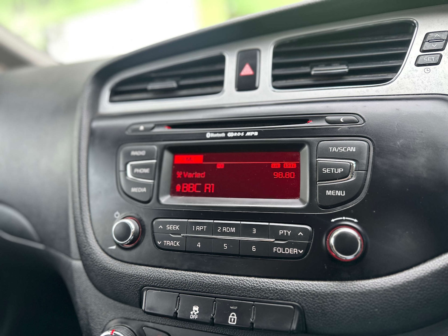 Used Kia Ceed 2013 for sale - 76757120: Photo 3