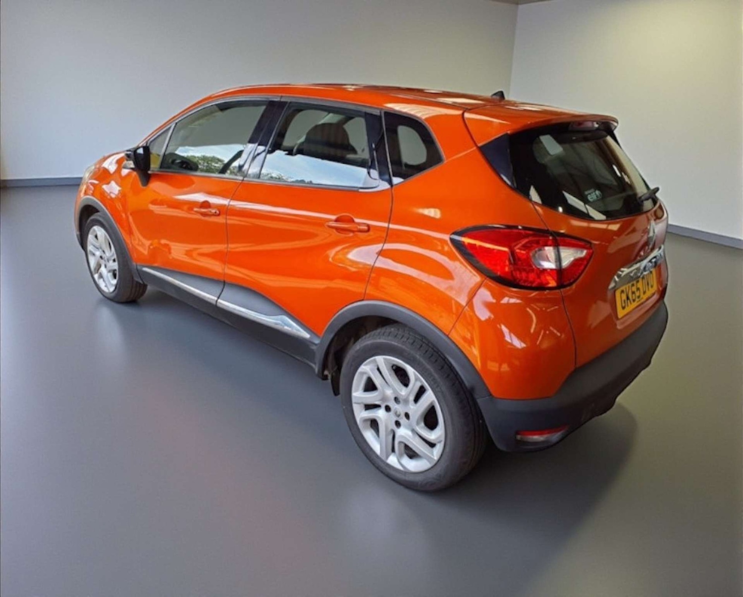 Used Renault Captur 2015 for sale - 76157428: Photo 8