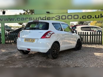 Used Suzuki Swift 2015 for sale - 79691562: Photo