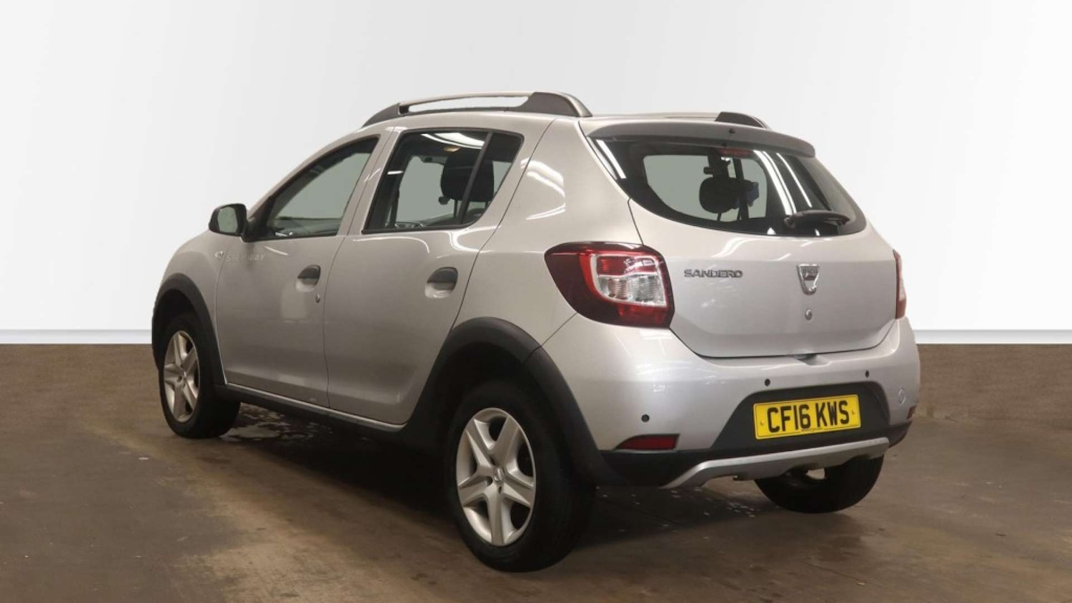 Used Dacia Sandero Stepway 2016 for sale - 76757122: Photo 10