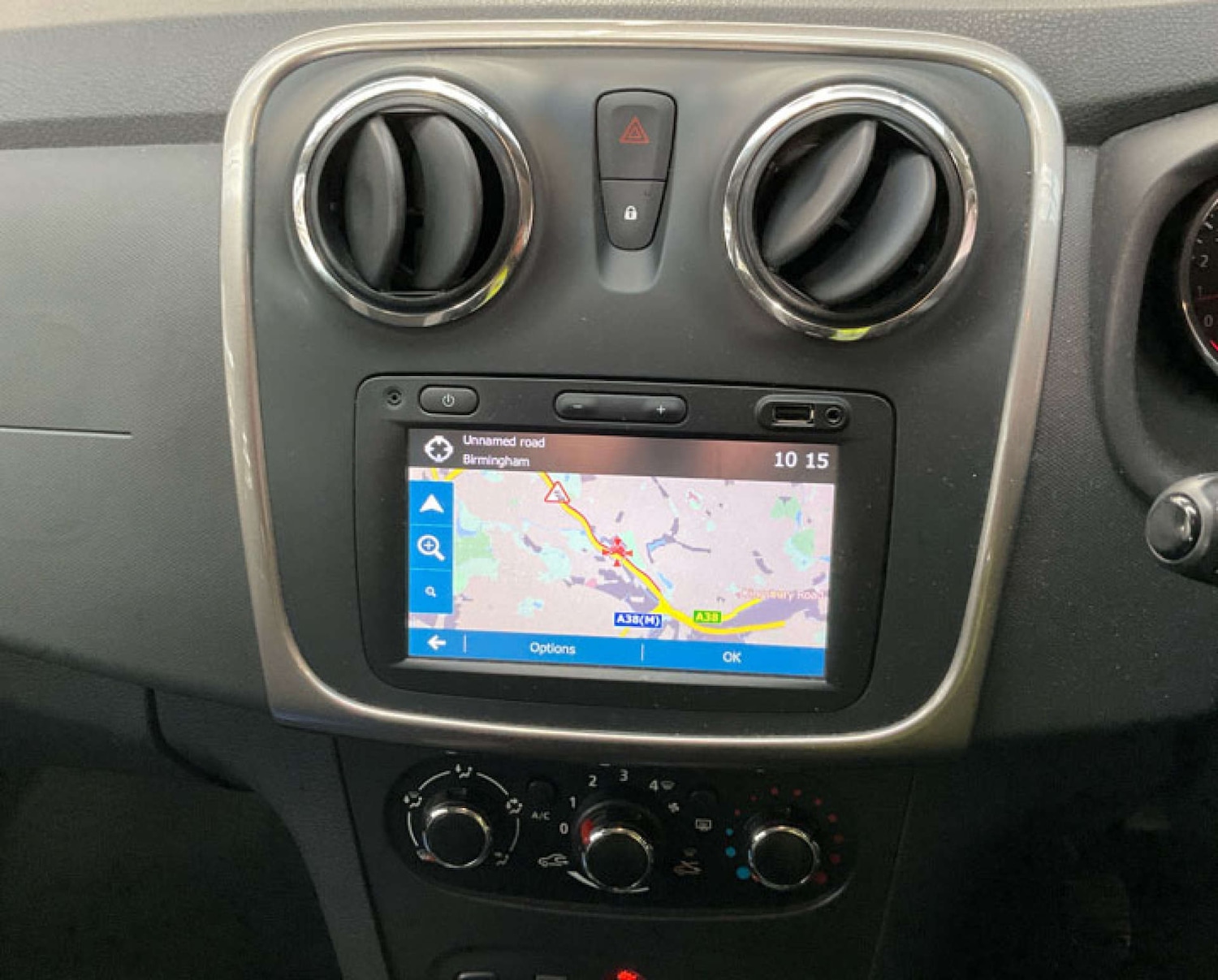 Used Dacia Sandero Stepway 2016 for sale - 76757122: Photo 2