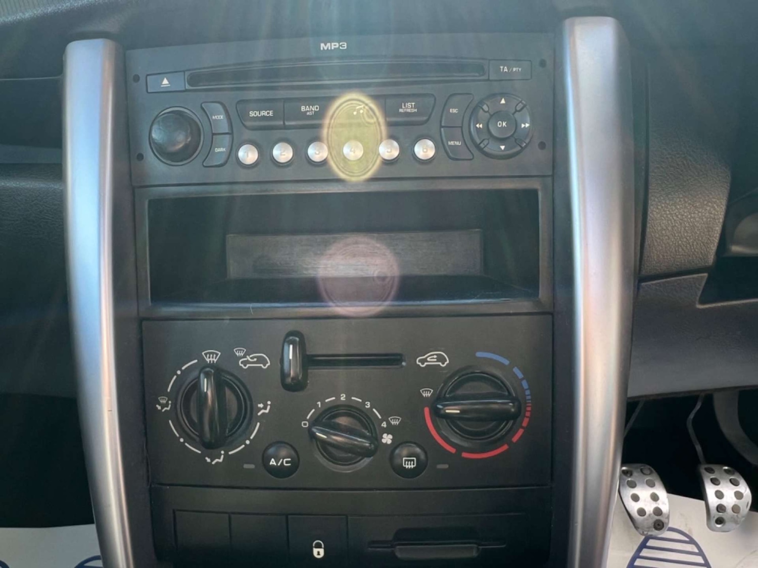 Used Peugeot 207 2009 for sale - 77164834: Photo 20