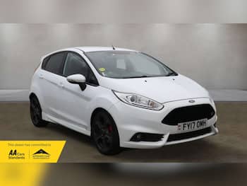 Used Ford Fiesta 2017 for sale - 79504394: Photo