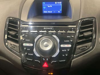 Used Ford Fiesta 2017 for sale - 79504394: Photo