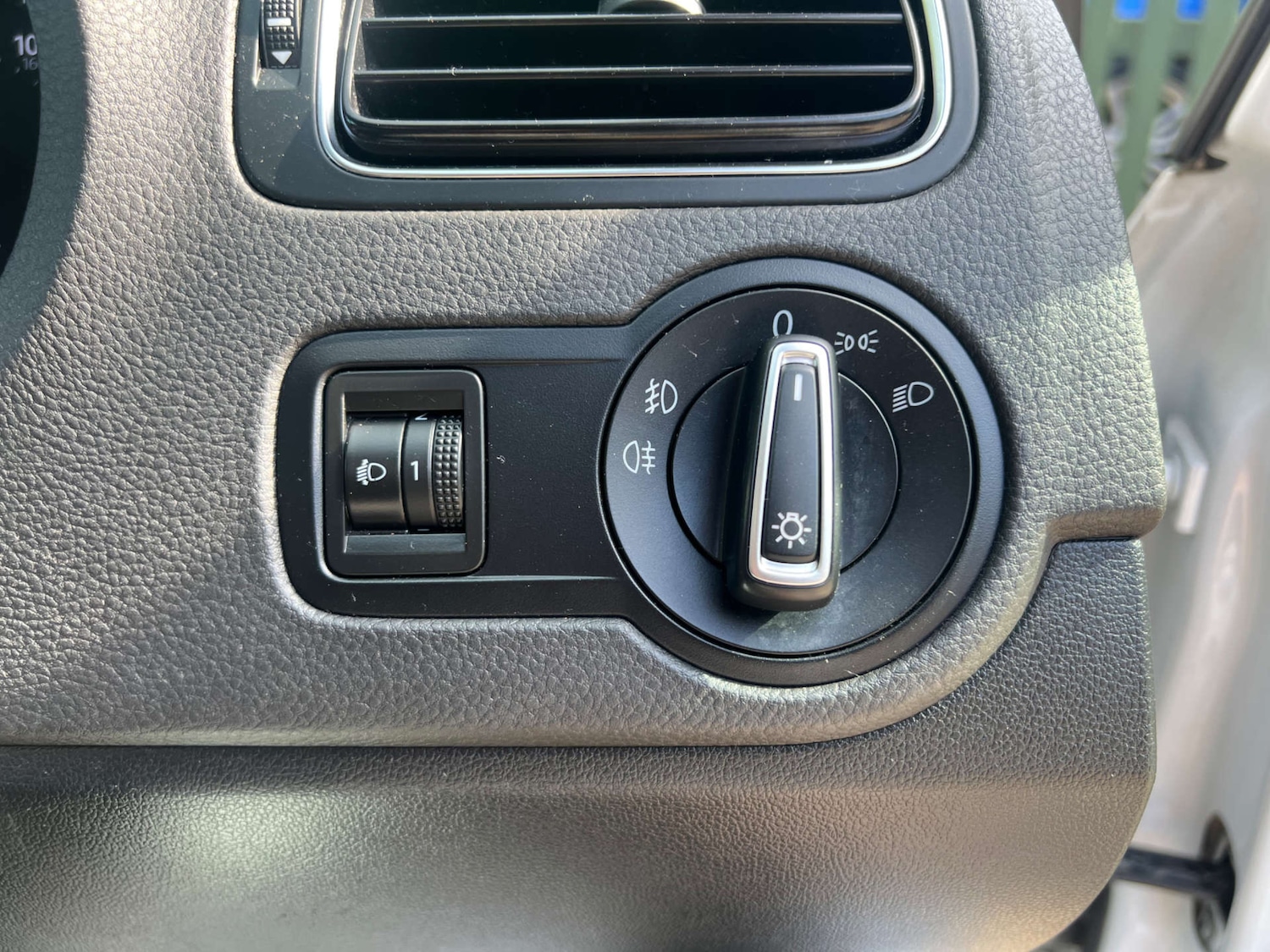 Used Volkswagen Polo 2016 for sale - 76829813: Photo 29