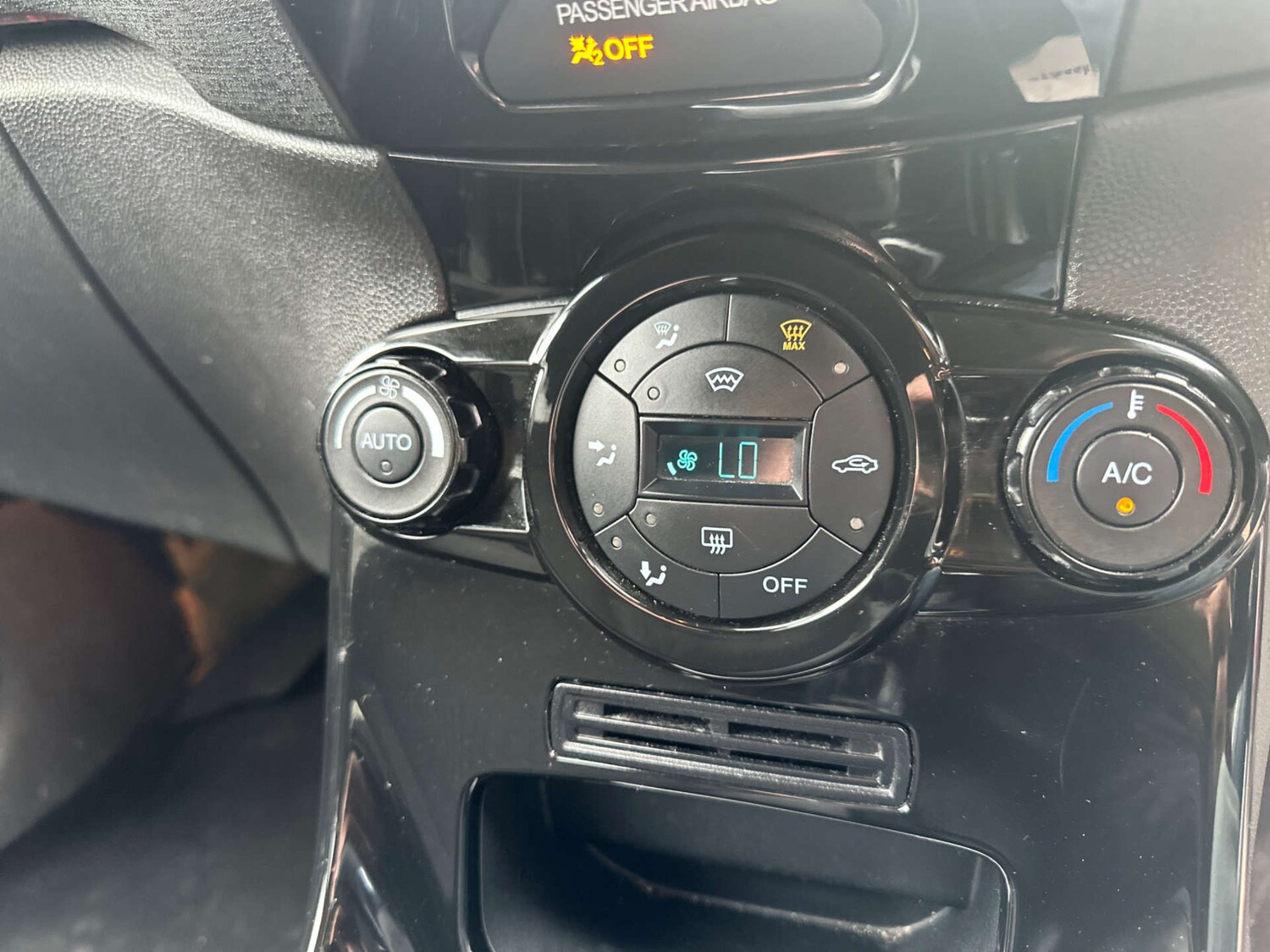 Used Ford Fiesta 2014 for sale - 78062004: Photo 16