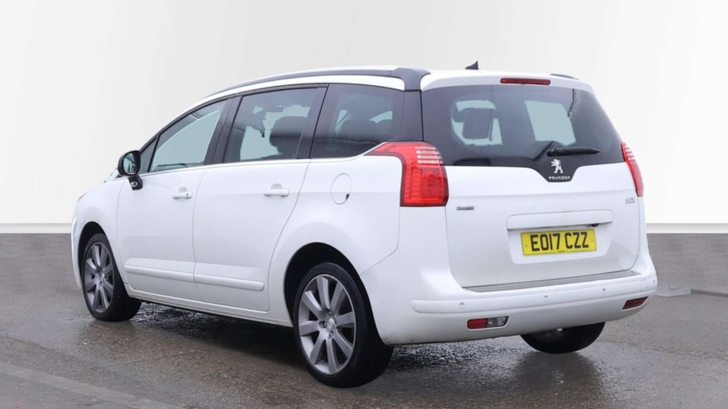 Used Peugeot 5008 2017 for sale - 76640007: Photo 10