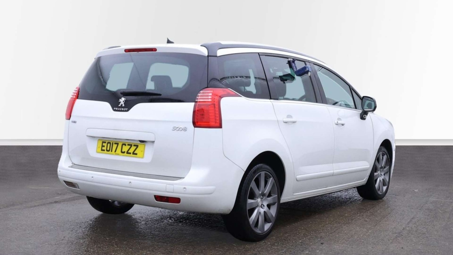 Used Peugeot 5008 2017 for sale - 76640007: Photo 11