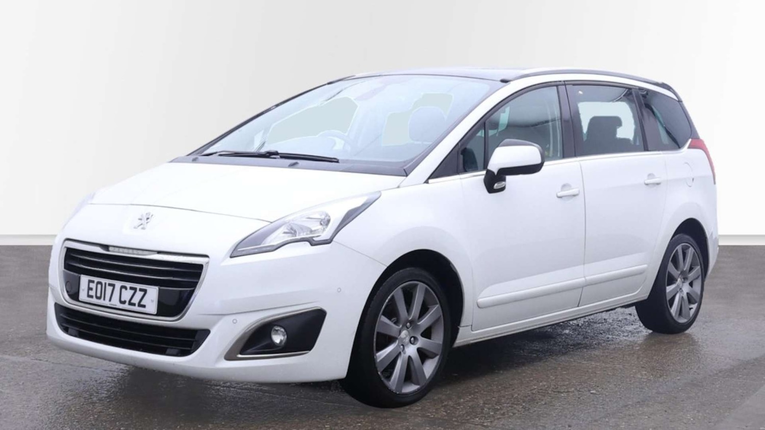 Used Peugeot 5008 2017 for sale - 76640007: Photo 9